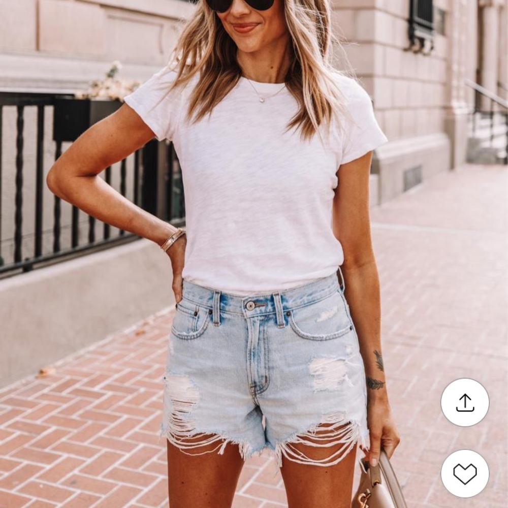 NEW Abercrombie mid rise boyfriend denim shorts - A&F denim distressed